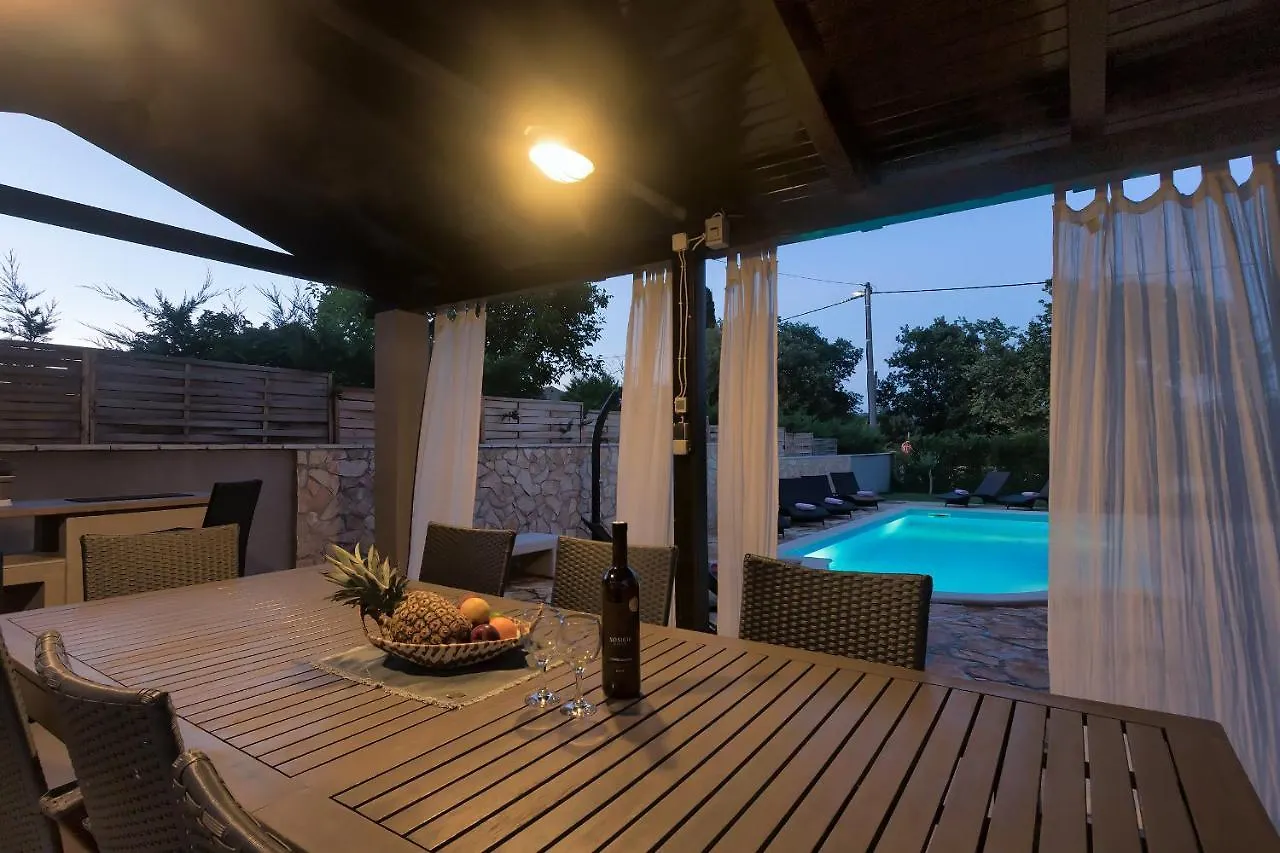 Villa Nina Tar-Vabriga
