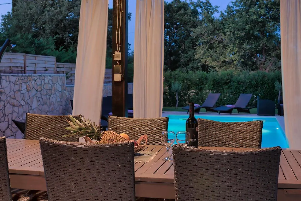 Villa Nina Tar-Vabriga Croatia