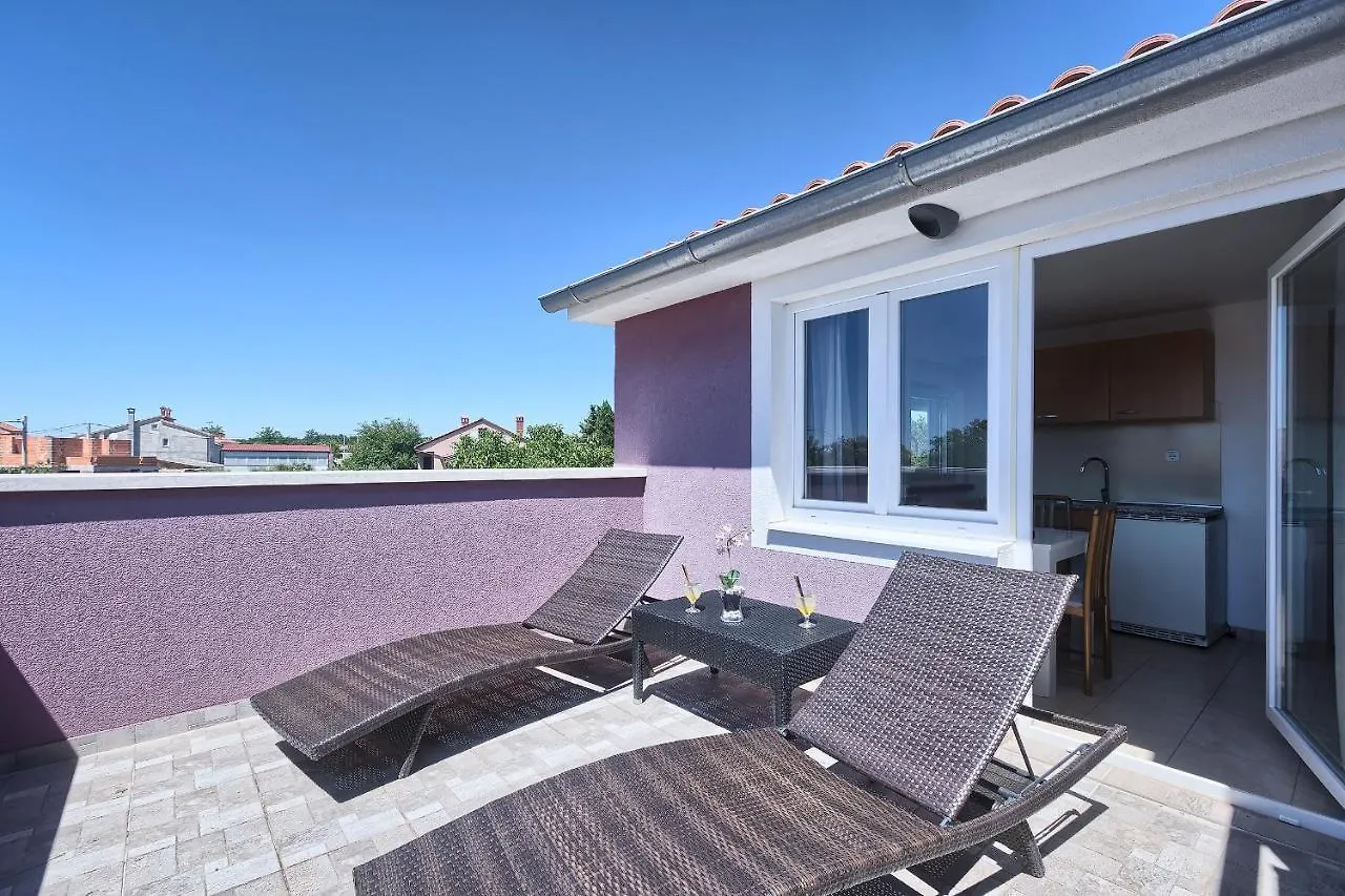 Villa Nina Tar-Vabriga 0*,  Croatia